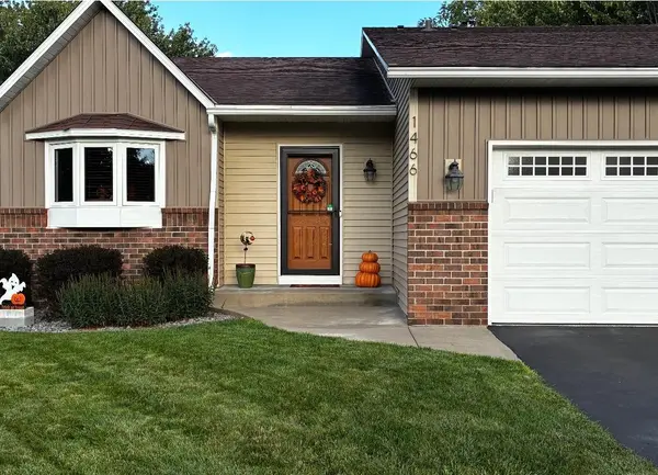 1466 Laurel AVE, Saint Paul Park, MN 55071