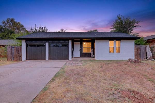 4600 Cinderella PL, Oklahoma City, OK 73129