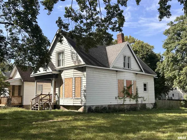 323 S STATE ST, Springfield, IL 62704