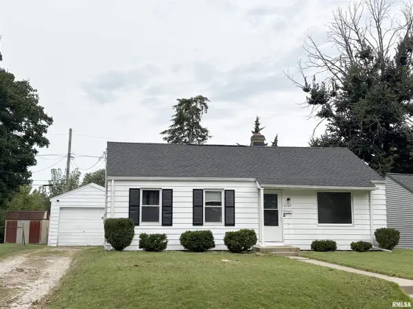 2107 W GILBERT AVE, Peoria, IL 61604