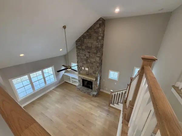 5561 Sinclair St, Murfreesboro, TN 37127