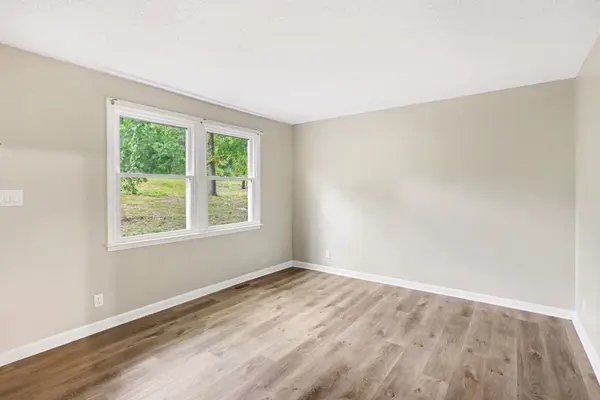 2117 Ferry Rd, Clarksville, TN 37040