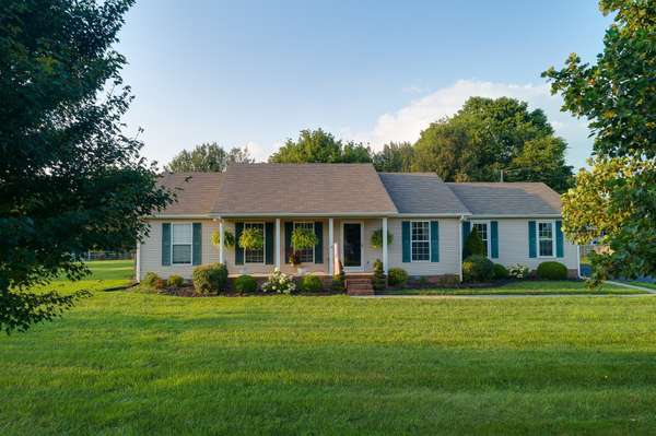 2202 Sims Rd, Shelbyville, TN 37160