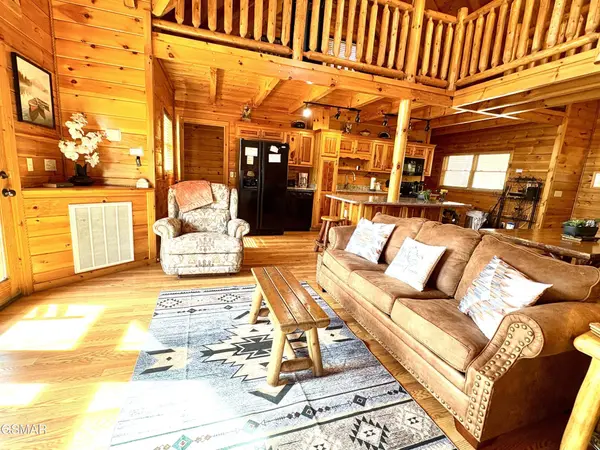2738 Cats Paw Lane, Sevierville, TN 37862