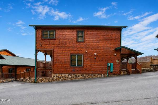 832 Resort Way, Gatlinburg, TN 37738
