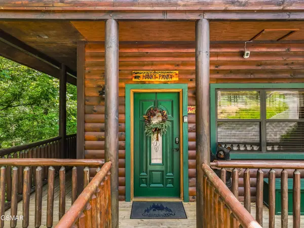 1820 Skyhawk, Sevierville, TN 37876