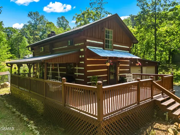 874 Layman Drive, Dandridge, TN 37725