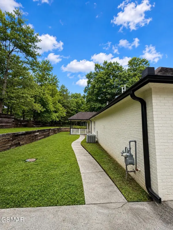 2247 Battle Hill Road, Pigeon Forge, TN 37863