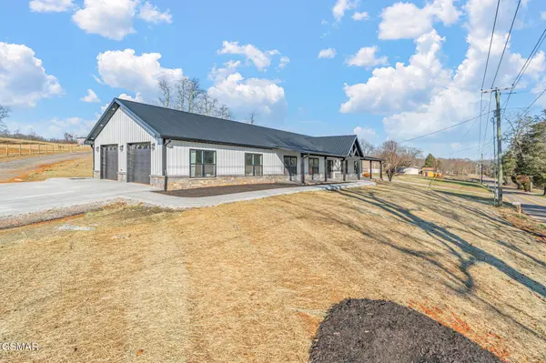 940 Thorngrove Pike, Strawberry Plains, TN 37871