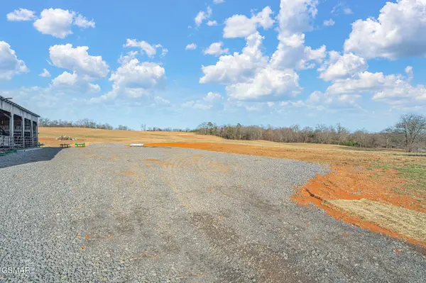 940 Thorngrove Pike, Strawberry Plains, TN 37871