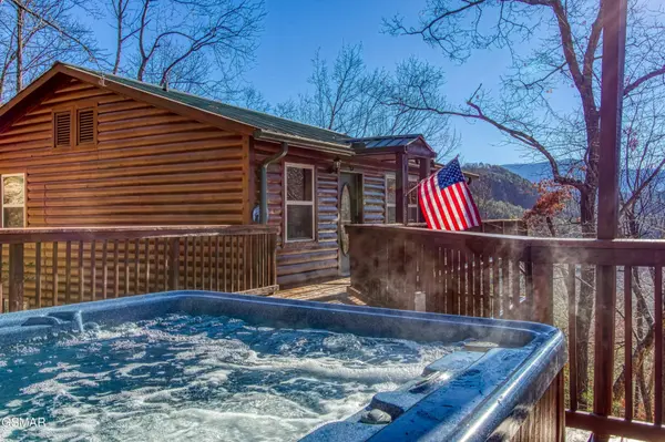2644 Overholt Trail, Sevierville, TN 37862