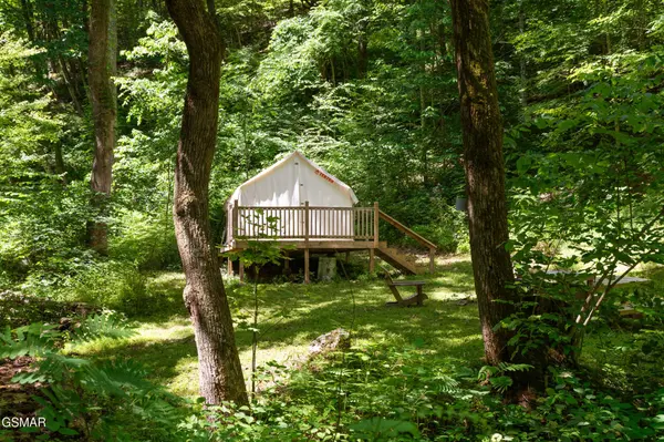 2792 Happy Hollow Road, Sevierville, TN 37862