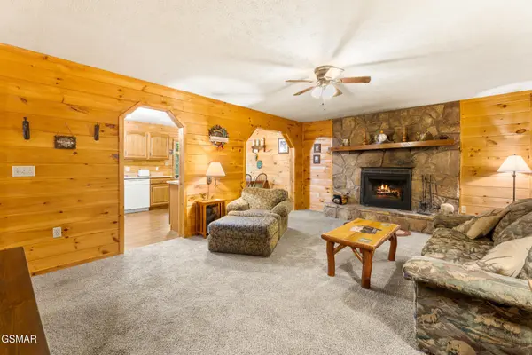1941 Anderson Way, Sevierville, TN 37876