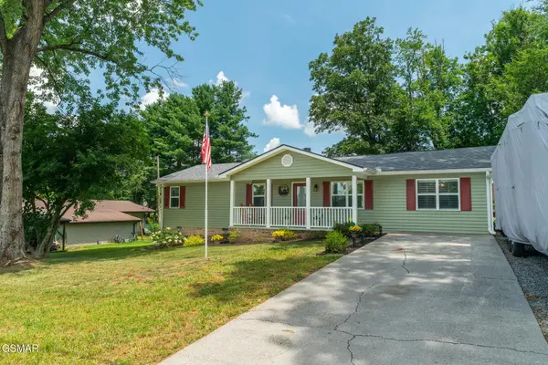 2360 Pinewood Drive, Maryville, TN 37803