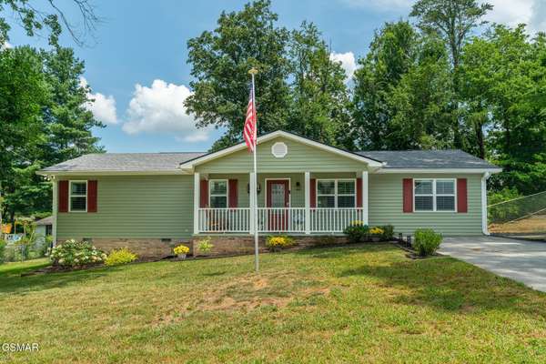 2360 Pinewood Drive, Maryville, TN 37803