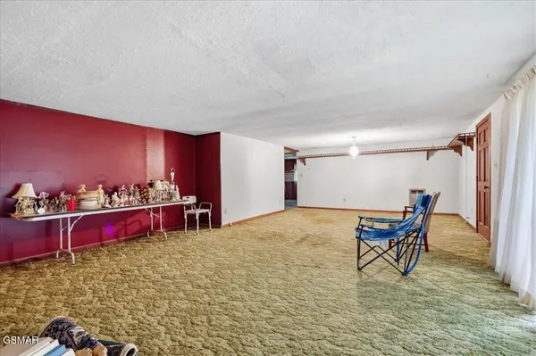 12213 Chapman Highway, Seymour, TN 37865