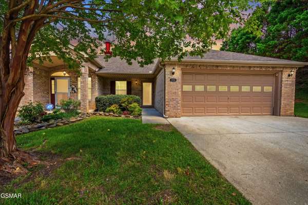 10703 Admiral Bend Way, Knoxville, TN 37934