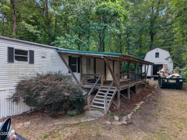 2330 Nichols Branch Way, Sevierville, TN 37876