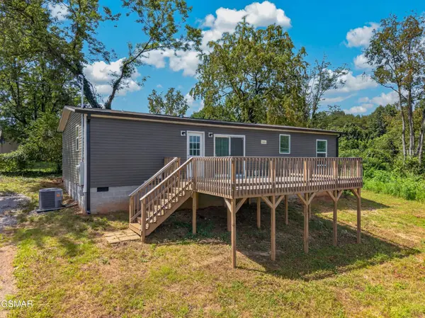 135 Gamble Lane, La Follette, TN 37766
