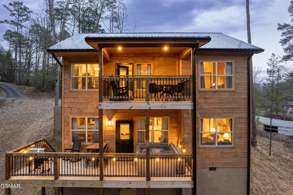 1523 Bluff Ridge Road, Sevierville, TN 37876