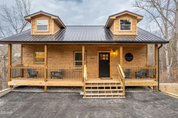 1523 Bluff Ridge Road, Sevierville, TN 37876