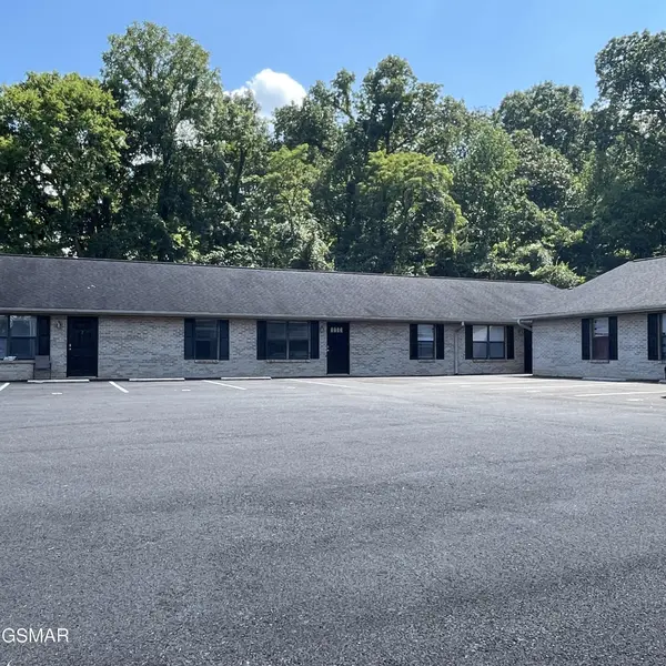 2709 Roberts Road, Kodak, TN 37764