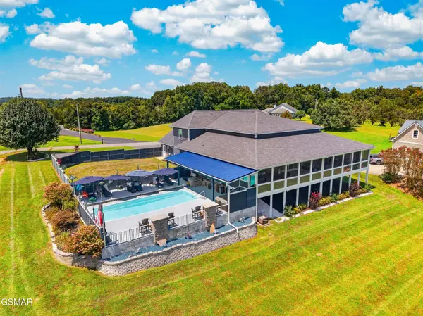 1964 Harbor Hills, Dandridge, TN 37725