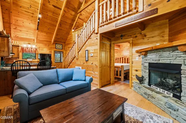 1922 Beach Front Drive #1922, Sevierville, TN 37876