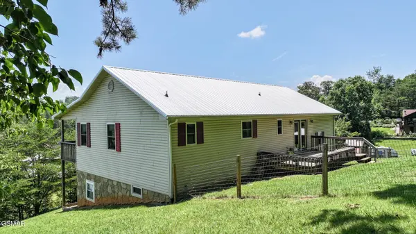 1800 Mountain Ridge Road, Newport, TN 37821