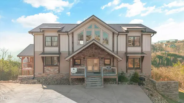 986 Chestnut Drive, Gatlinburg, TN 37738