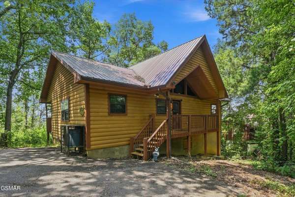 2867 Eagle Crest Way, Sevierville, TN 37876
