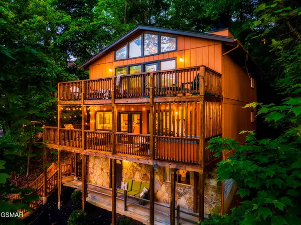 1441 S Baden Drive, Gatlinburg, TN 37738