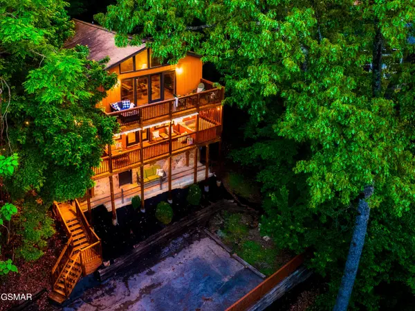 1441 S Baden Drive, Gatlinburg, TN 37738
