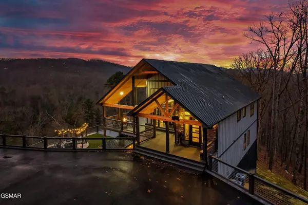 77 Flintlock Lane, Sevierville, TN 37862