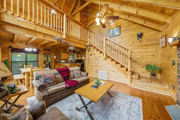 2411 Misty Shadows Drive, Pigeon Forge, TN 37862