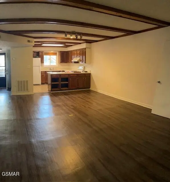 221 Woodland Road #205, Gatlinburg, TN 37738