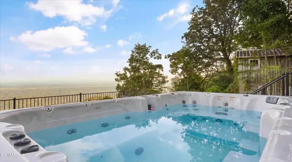 3297 Duncan Springs Road, Sevierville, TN 37876