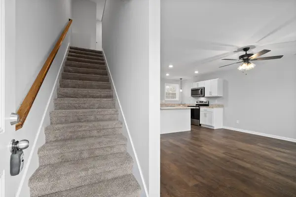381 Lillie Belle Ln #B, Clarksville, TN 37042