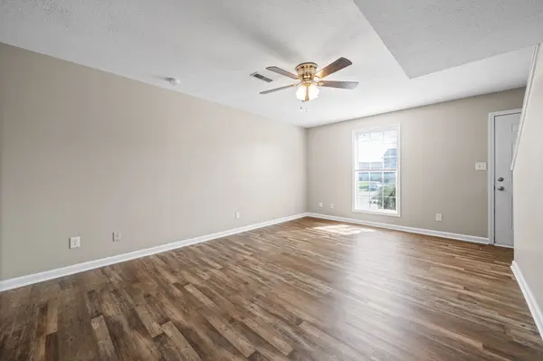 375 Peabody Dr #2, Clarksville, TN 37042