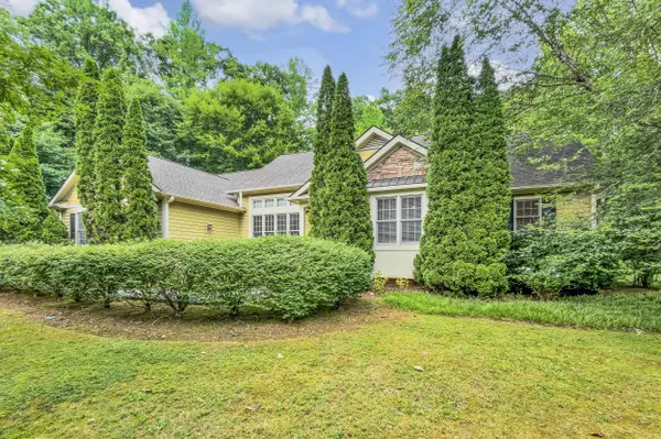 28 Windswept LN, Travelers Rest, SC 29690