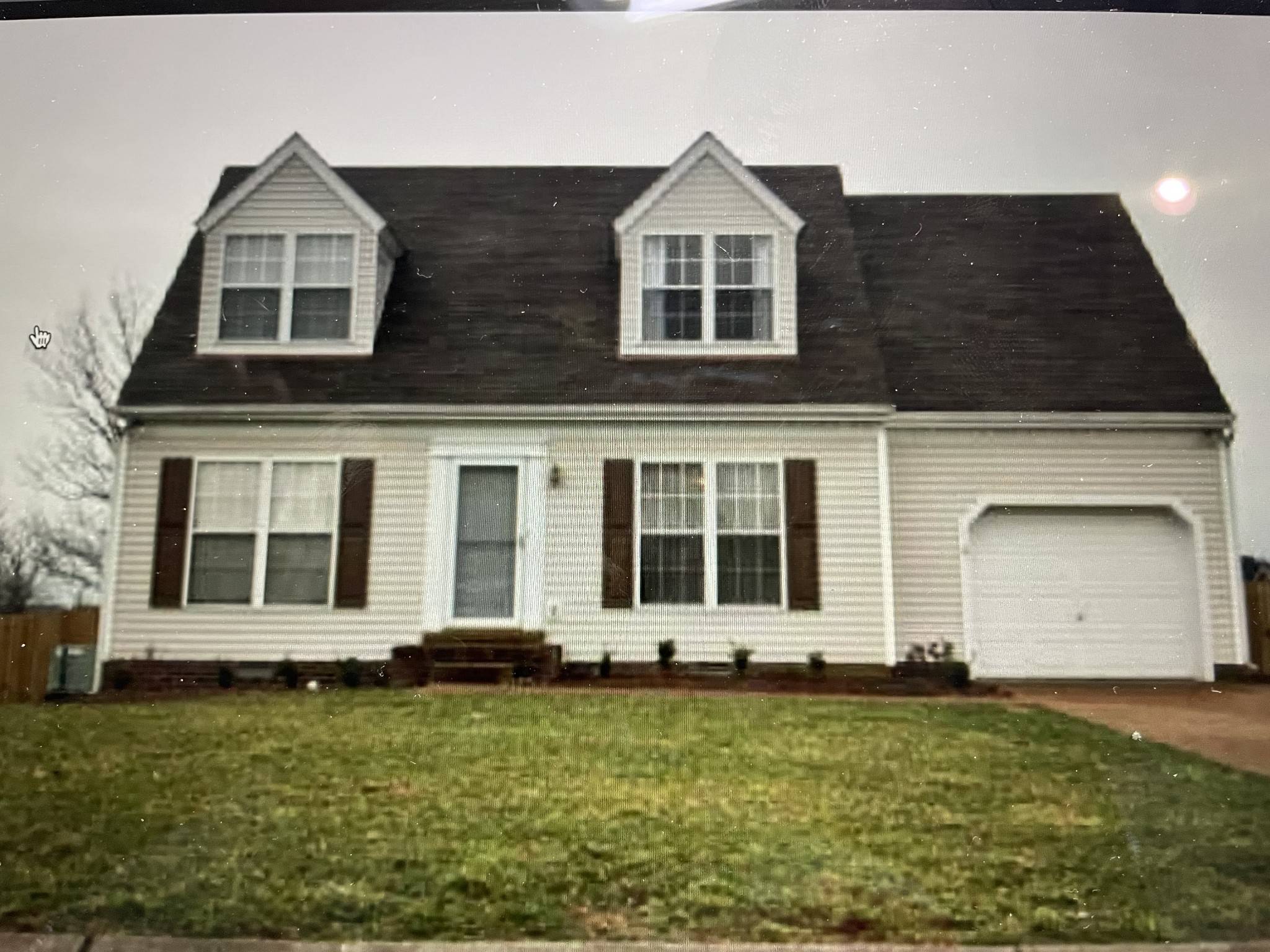 2885 Sutherland Dr, Thompsons Station, TN 37179