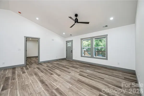 1200 Matthews Pond DR, Morganton, NC 28655