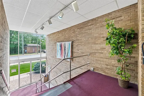 700 E Beardsley AVE, Elkhart, IN 46516
