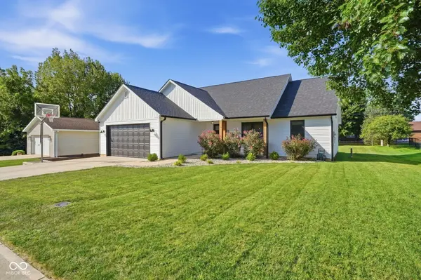 1043 Shadowlawn AVE, Greencastle, IN 46135