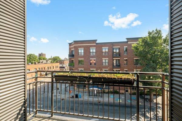 9 W Franklin AVE #314, Minneapolis, MN 55404