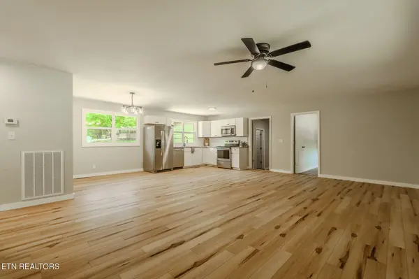 415 North Ave, Athens, TN 37303
