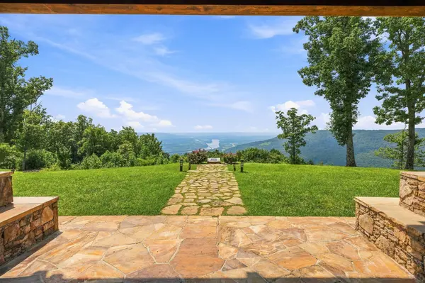 2500 Raulston Falls Rd, Jasper, TN 37347