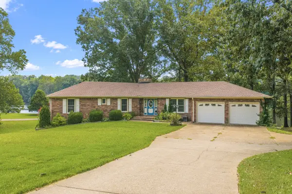 663 Asbury Rd, Camden, TN 38320