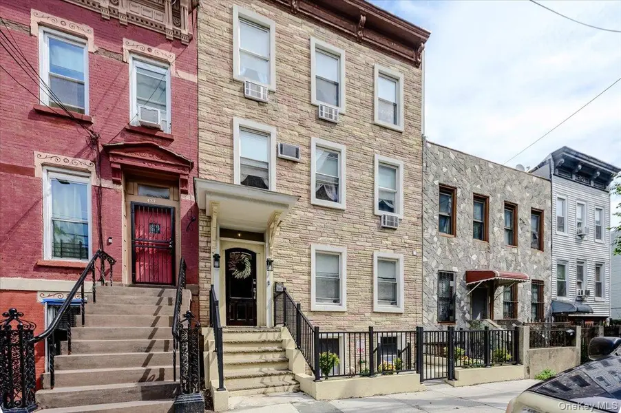 439 E 143 ST, Bronx, NY 10454