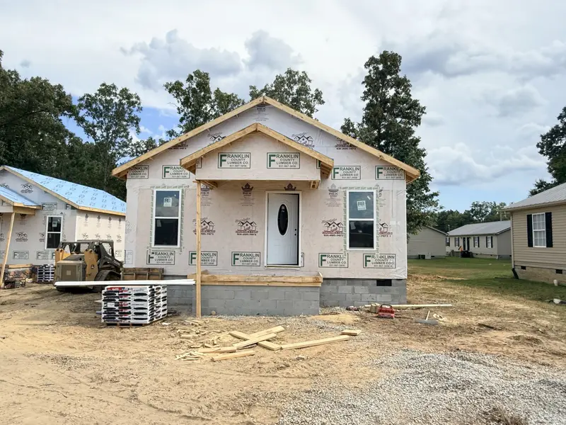 542 Highland Ln, Tullahoma, TN 37388